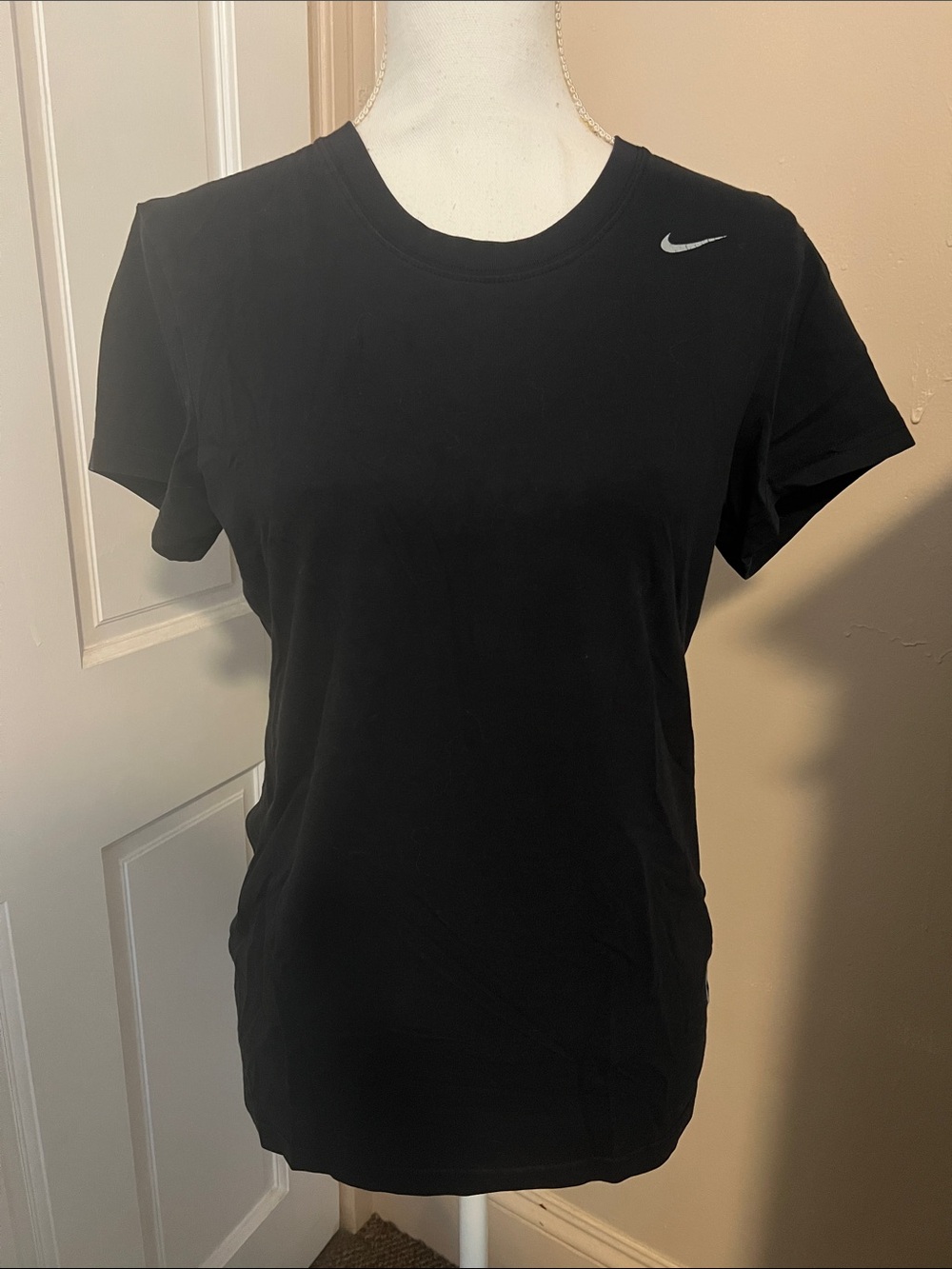 Nike Women's Black Short Sleeve Crew Neck Tee with Swoosh